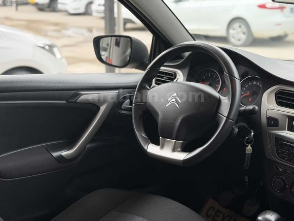 HATASIZ / BOYASIZ / 2023 MODEL / CİTROEN / 64.000 KM. DE