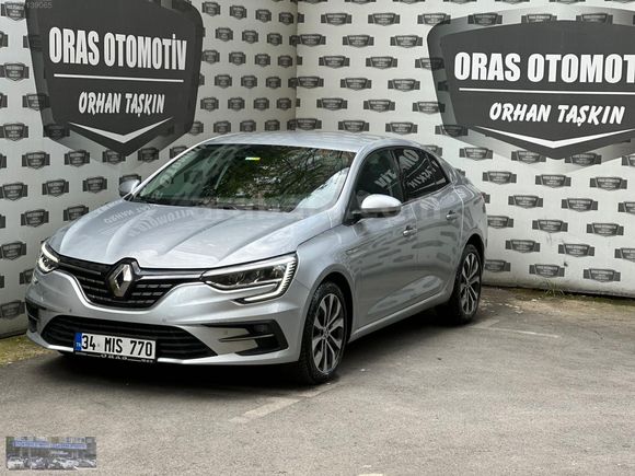 ORAS'DAN 2024 MODEL RENAULT MEGANE 1.3 TCE İCON EDC 49.000 KM'DE