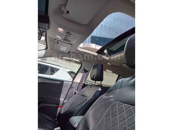 ACİL satılık sunrof ve kış paketli hasarsız servis bakımlı focus l