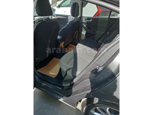 ACİL satılık sunrof ve kış paketli hasarsız servis bakımlı focus l