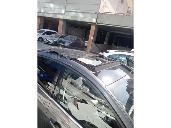 ACİL satılık sunrof ve kış paketli hasarsız servis bakımlı focus l