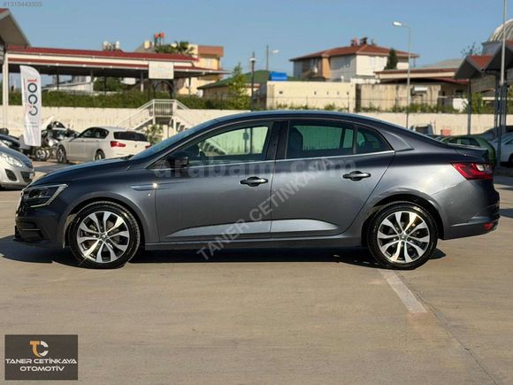 2022 MEGANE İCON HATASIZ 74.000 KM SERVİS BAKIMLI