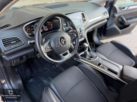 2022 MEGANE İCON HATASIZ 74.000 KM SERVİS BAKIMLI
