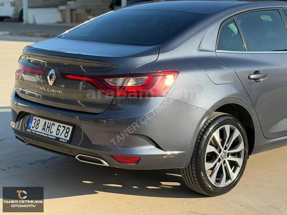 2022 MEGANE İCON HATASIZ 74.000 KM SERVİS BAKIMLI