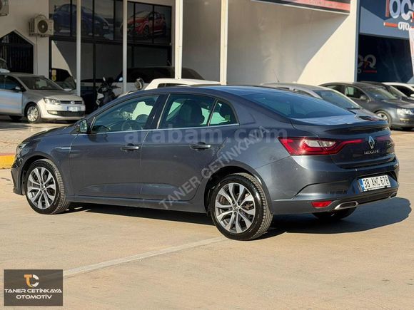 2022 MEGANE İCON HATASIZ 74.000 KM SERVİS BAKIMLI