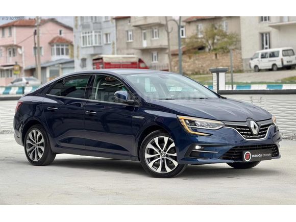 2023 Megane / 1.3 TCe İcon 140 hp / 60.000 km / Boyasız.