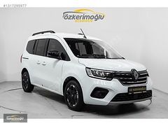 Özkerimoğlu Otomotiv 2025 RENAULT KANGOO 1.3TCE ICONİC OTOMATİK