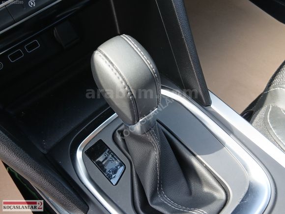 KOÇASLANLAR2- 2025 MEGANE 1.3 TCE ICON %20KDV