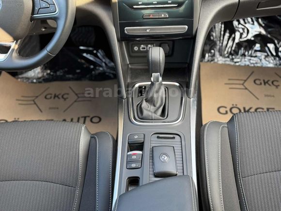 MEGANE 1.3 TCE İCON BOYASIZ