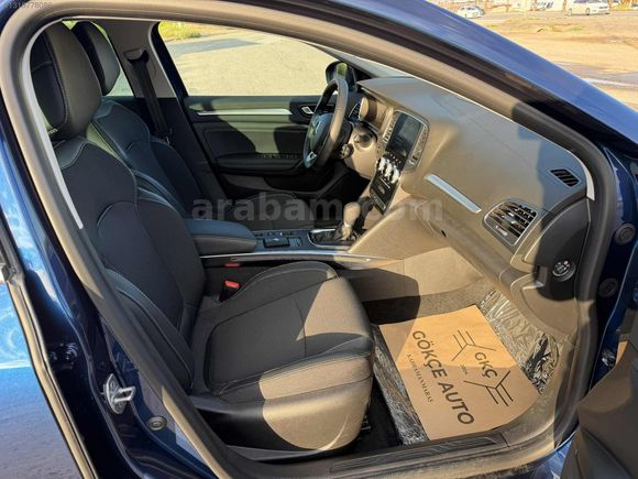 MEGANE 1.3 TCE İCON BOYASIZ