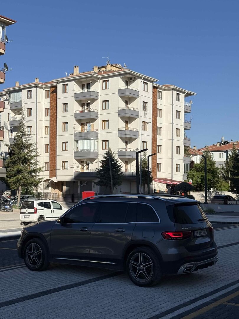 Mercedes - Benz GLB 200 AMG 4Matic HATASIZ FUL SERVİS BAKIMLI 5