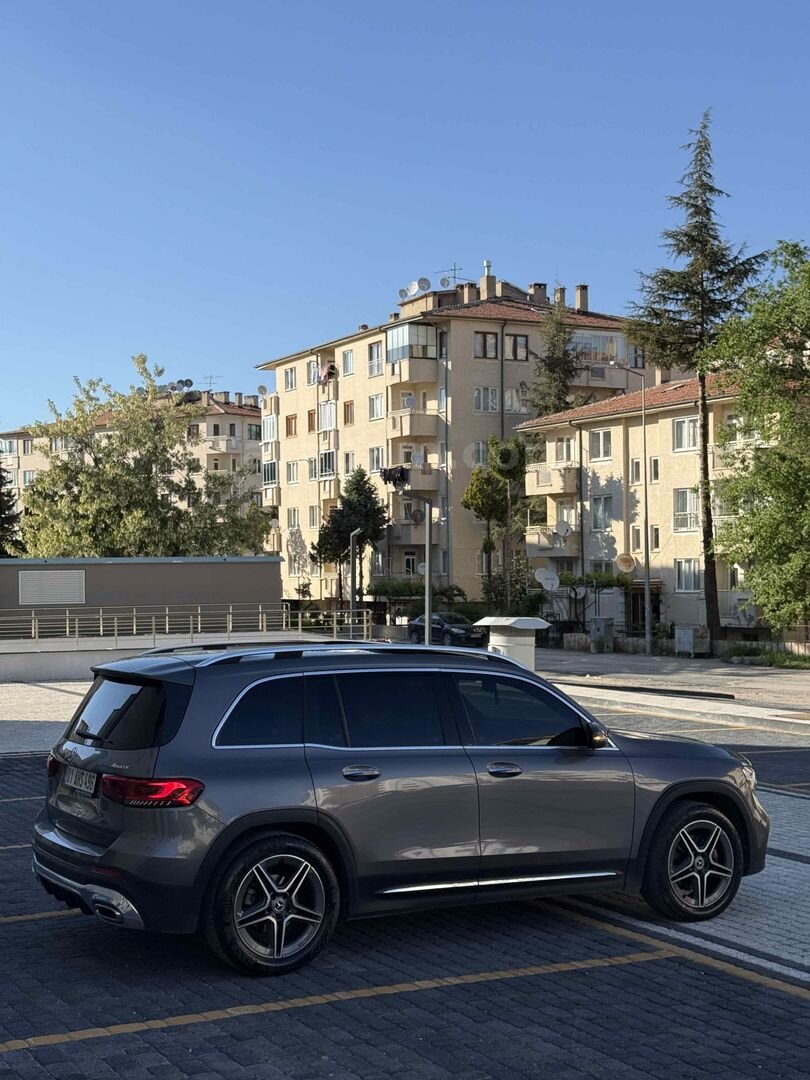 Mercedes - Benz GLB 200 AMG 4Matic HATASIZ FUL SERVİS BAKIMLI 6
