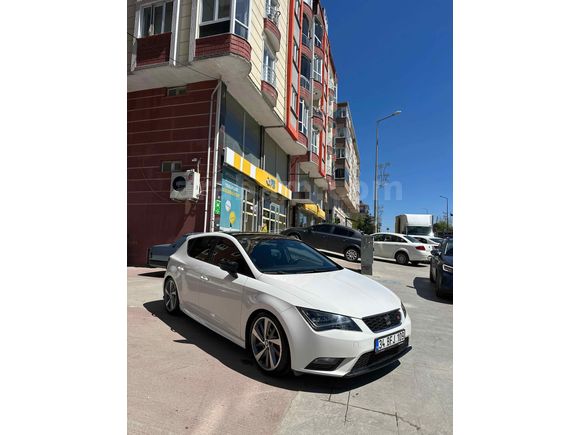 Sahibinden Seat Leon   Hatasız boyasız DSG 
