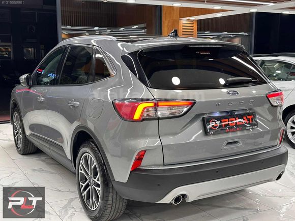 POLAT'TAN 2023 MODEL FORD KUGA TITANIUM CAM TAVAN 15 DK KREDİ