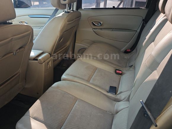 Galeriden Renault Scenic 1.5 dCi Expression 2011 Model Hatay