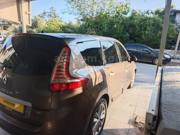 Galeriden Renault Scenic 1.5 dCi Expression 2011 Model Hatay