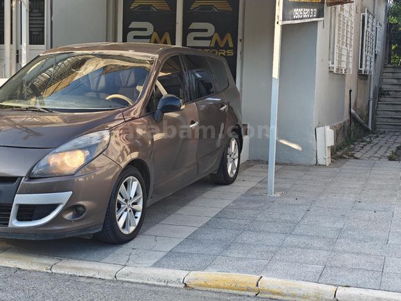 Galeriden Renault Scenic 1.5 dCi Expression 2011 Model Hatay