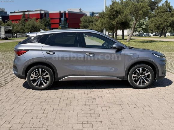 2025 MODEL ATTO 3