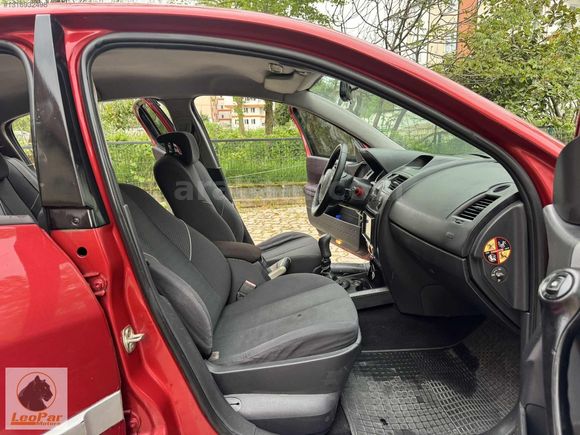 2005 MEGANE 2 1.6 DİNAMİK 16 WALF 235 BİN KM MANUEL BENZİN LPG
