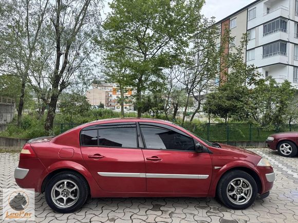2005 MEGANE 2 1.6 DİNAMİK 16 WALF 235 BİN KM MANUEL BENZİN LPG