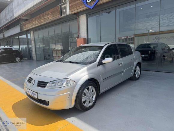 ONURSAL'DAN 2004 MEGANE 1.6 DYNAMİQUE, OTOMATİK, DÜŞÜK KM