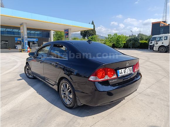memurdan Honda Civic tek değişenli