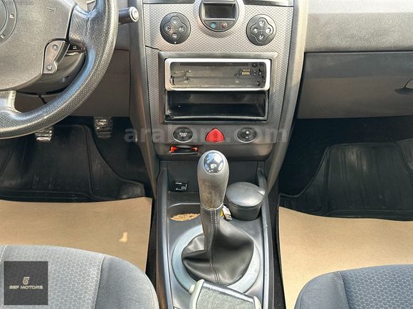 BEF MOTORS 2004 RENAULT MEGANE 1.6 DYNAMİQUE DEĞİŞENSİZ TAM DOLU