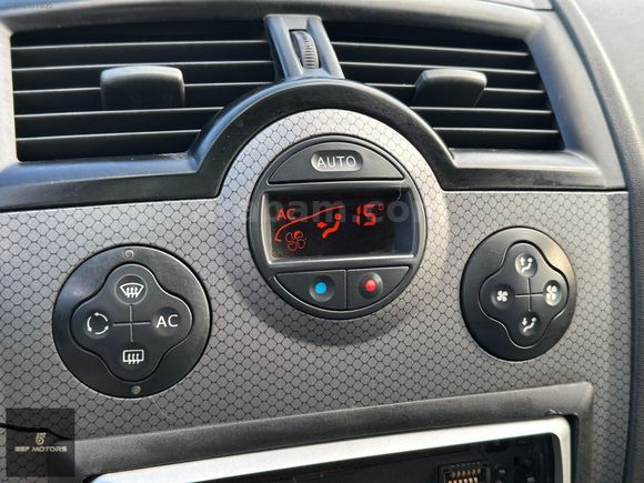BEF MOTORS 2004 RENAULT MEGANE 1.6 DYNAMİQUE DEĞİŞENSİZ TAM DOLU