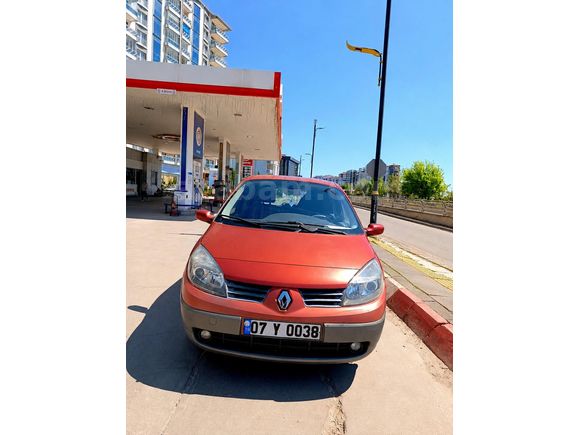 Değişensiz Klimalı Renault Scenic 1.5 dCi Dynamique 2006 Model