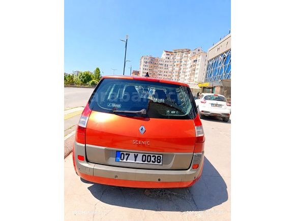Değişensiz Klimalı Renault Scenic 1.5 dCi Dynamique 2006 Model