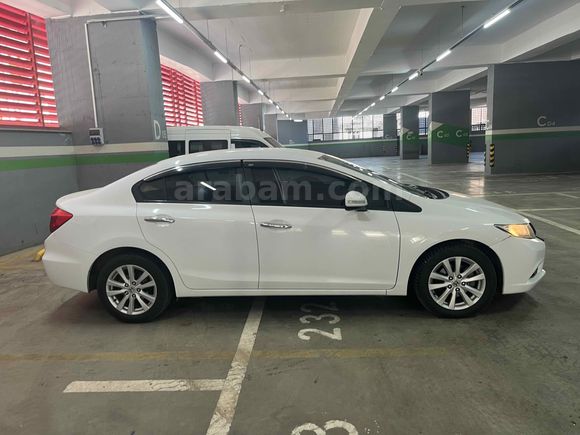 Sahibinden Honda Civic 1.6i VTEC Elegance 2013 Model 
