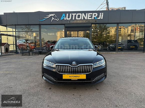 AUTONERJİ'DEN 2020 SKODA SUPERB 1.5TSI PRESİGE CAM TAVN BEJ DERİ