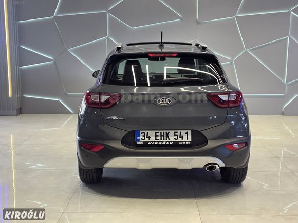 2020 MODEL KIA STONIC ELEGANCE KONFOR OTM. CAM TAVAN DERİ KOLTUK