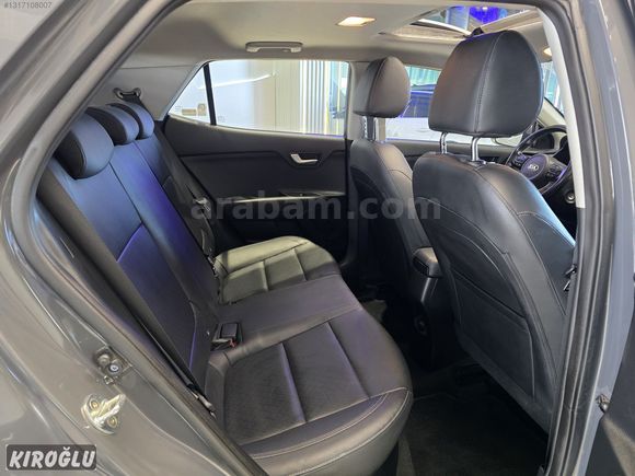2020 MODEL KIA STONIC ELEGANCE KONFOR OTM. CAM TAVAN DERİ KOLTUK