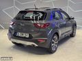 2020 MODEL KIA STONIC ELEGANCE KONFOR OTM. CAM TAVAN DERİ KOLTUK