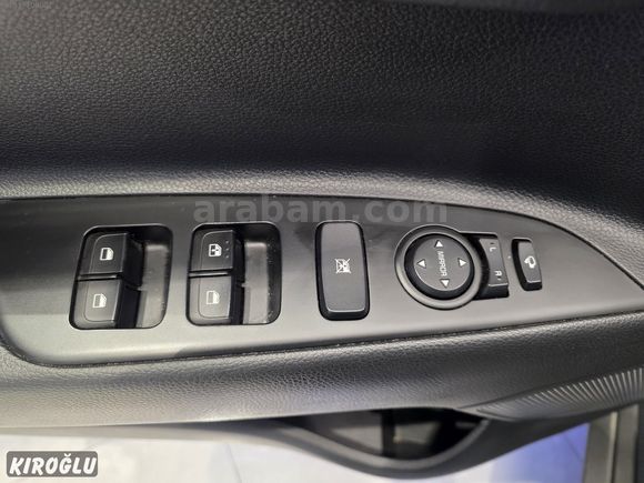 2020 MODEL KIA STONIC ELEGANCE KONFOR OTM. CAM TAVAN DERİ KOLTUK