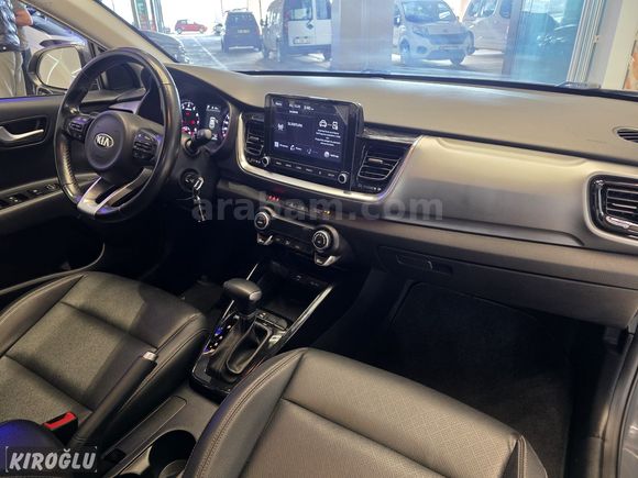 2020 MODEL KIA STONIC ELEGANCE KONFOR OTM. CAM TAVAN DERİ KOLTUK