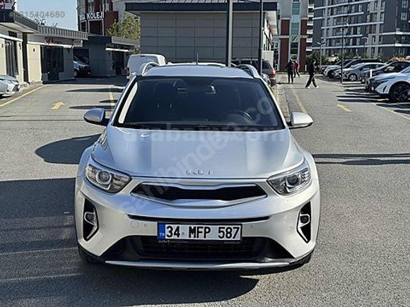 ALİHAN CAR'DAN KİA STONİCK OTOMATİK DEĞİŞENSİZ GRİ RENK