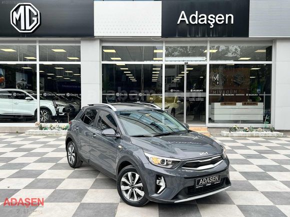ADAŞEN'den 71'800 KM'DE HATASIZ SUNROOFLU 2022 STONİC