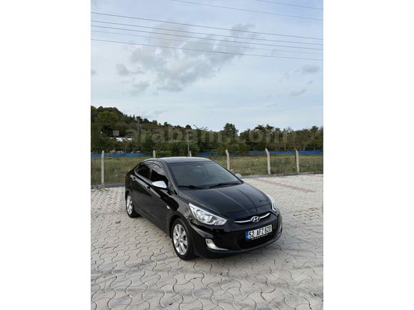 Sahibinden Hyundai Accent Blue 1.4 D-CVVT Mode Plus 2015 Model 