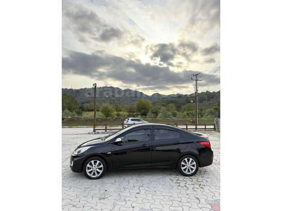 Sahibinden Hyundai Accent Blue 1.4 D-CVVT Mode Plus 2015 Model 