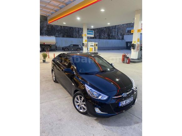 Sahibinden Hyundai Accent Blue 1.4 D-CVVT Mode Plus 2015 Model 