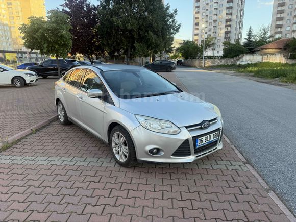 Sahibinden Ford Focus 1.6 Ti-VCT Style 2012 Model  212.000 km Gri (Gümüş)