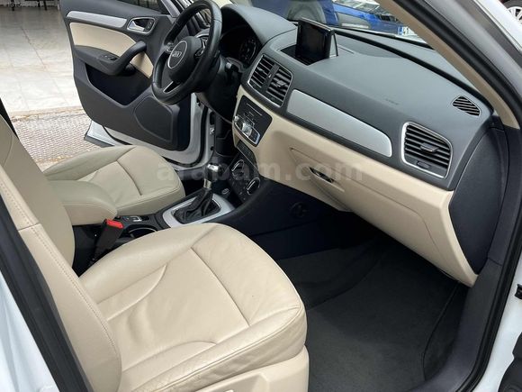 CAM TAVAN 2018 model AUDİ Q3 1.4 TFSİ KREM DÖŞEME