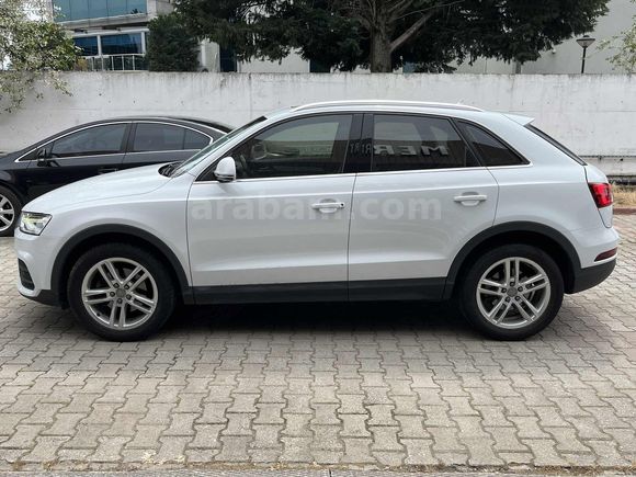 CAM TAVAN 2018 model AUDİ Q3 1.4 TFSİ KREM DÖŞEME