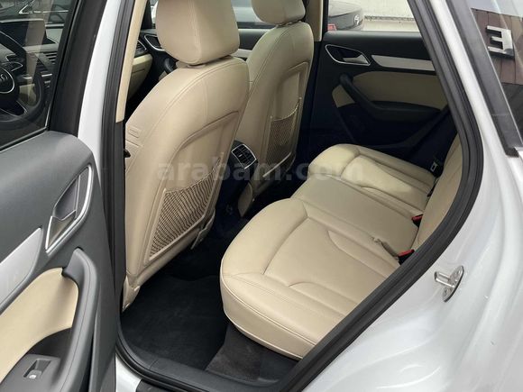 CAM TAVAN 2018 model AUDİ Q3 1.4 TFSİ KREM DÖŞEME