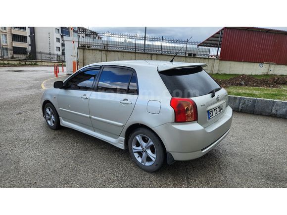 Öğretmenden Tertemiz Corolla Düşük Km