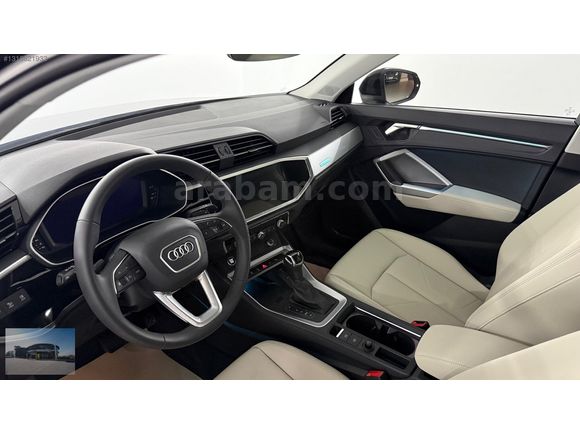 2025 Q3 35 TFSI Advanced / 8.723 KM
