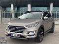 GÜVENDEN 2018 HYUNDAİ TUCSON 4*4 ELITE HATASIZ BOYASIZ
