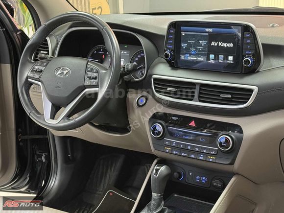 RS AUTO'DAN / 61 ACM 061 ÖZEL PLAKALI 2020 TUCSON ELİTE